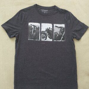 Banana Republic Graphic T-Shirt Men Size M Motorcycle Print Gray